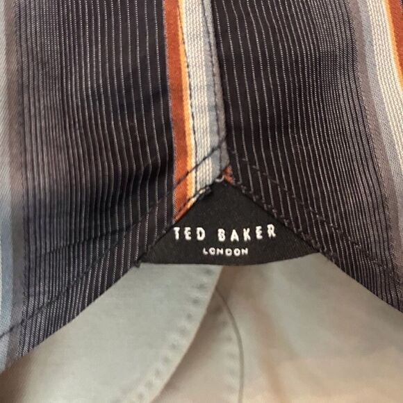 Like New Long Sleeved Ted Baker Dress Shirt Size 5 (M) - Picture 8 of 9